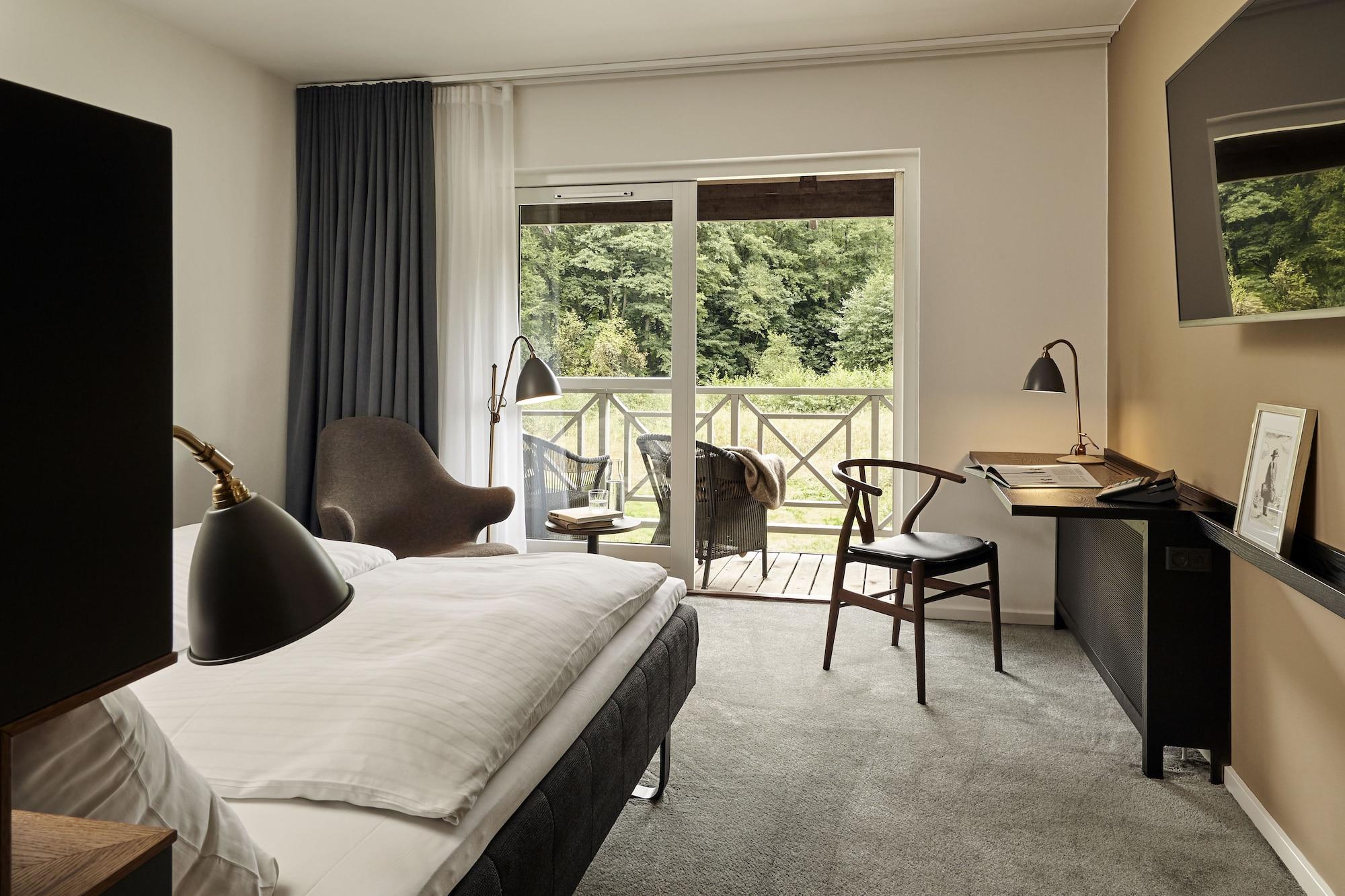 Comwell Kongebrogaarden Hotel Middelfart Exterior photo