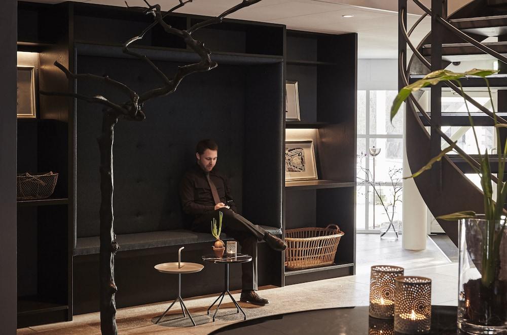 Comwell Kongebrogaarden Hotel Middelfart Exterior photo
