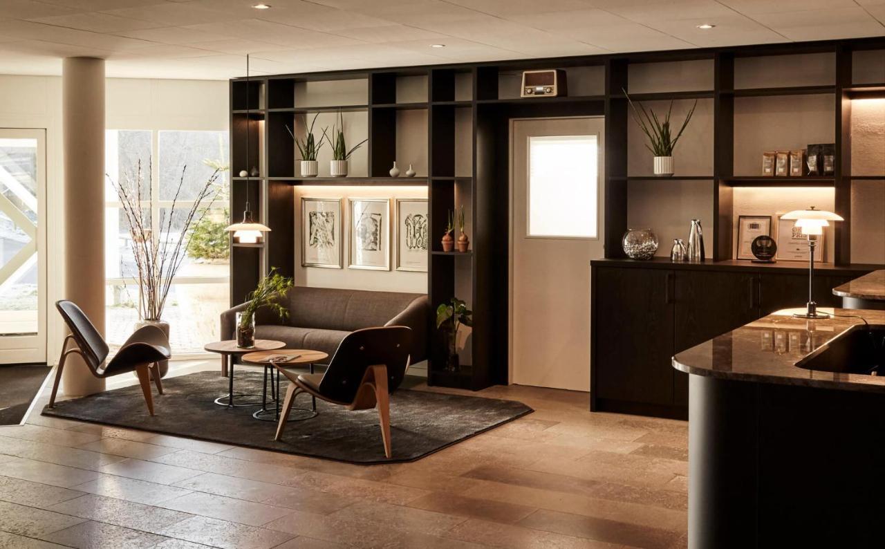Comwell Kongebrogaarden Hotel Middelfart Exterior photo