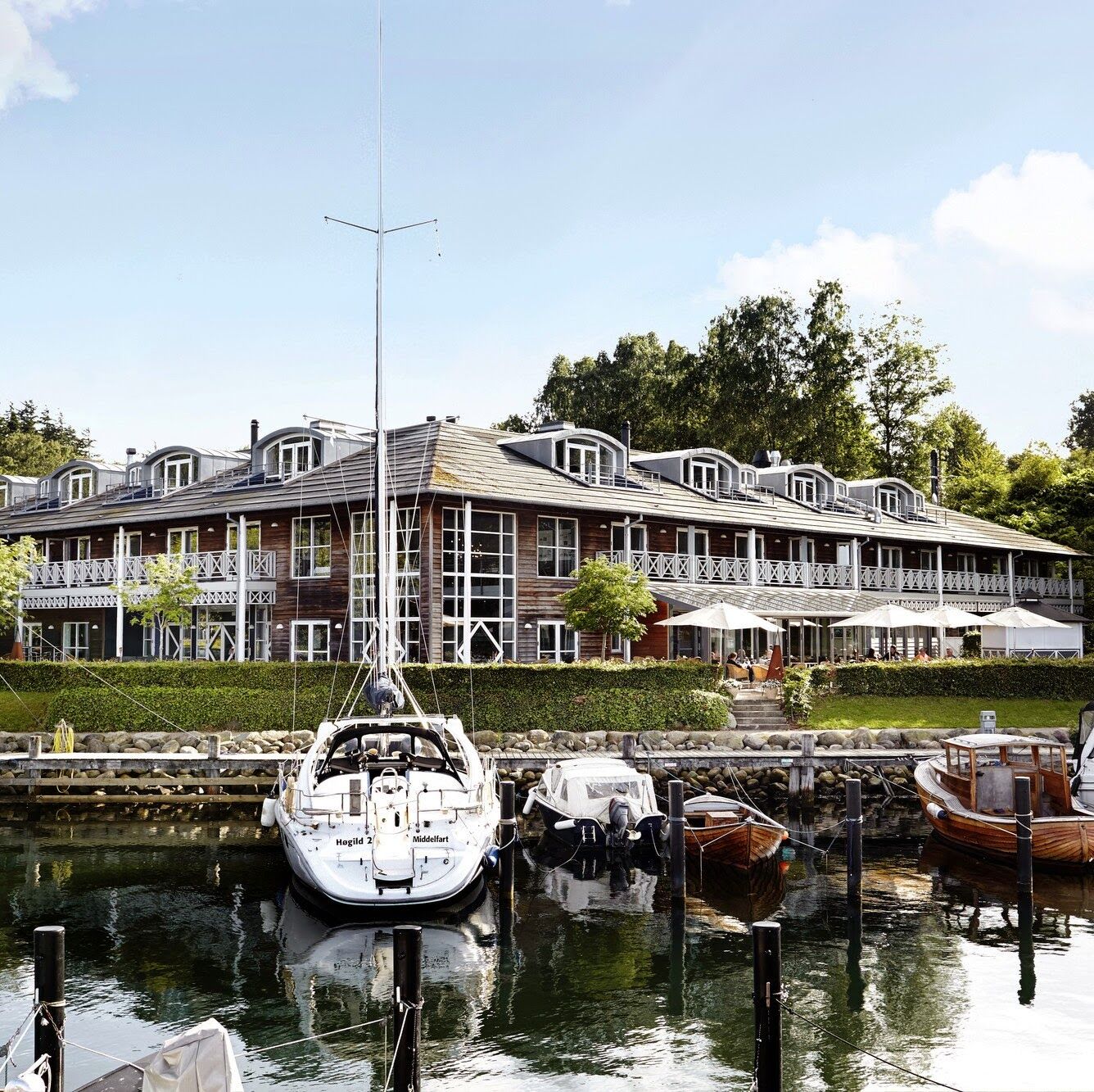 Comwell Kongebrogaarden Hotel Middelfart Exterior photo