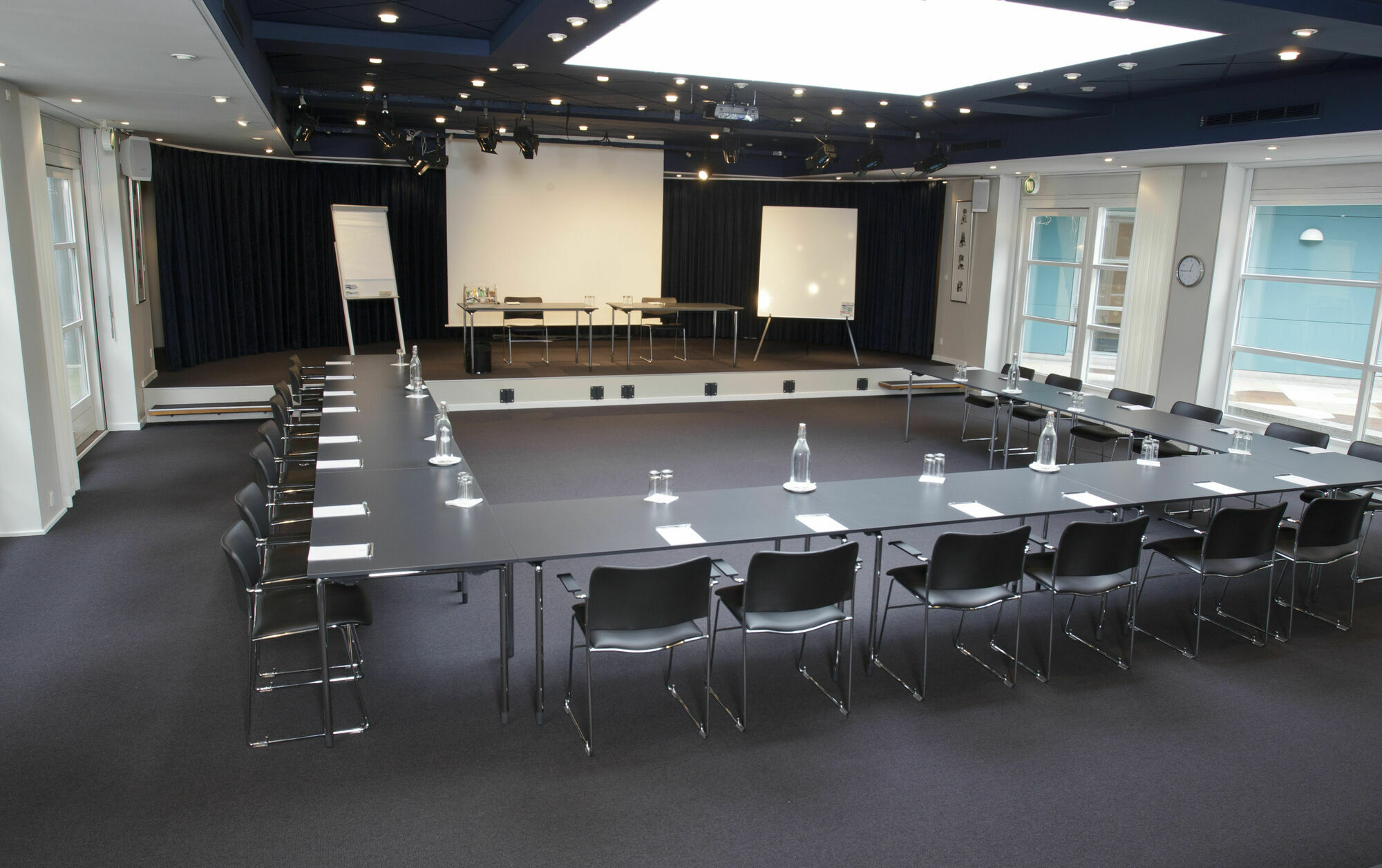 Comwell Kongebrogaarden Hotel Middelfart Exterior photo